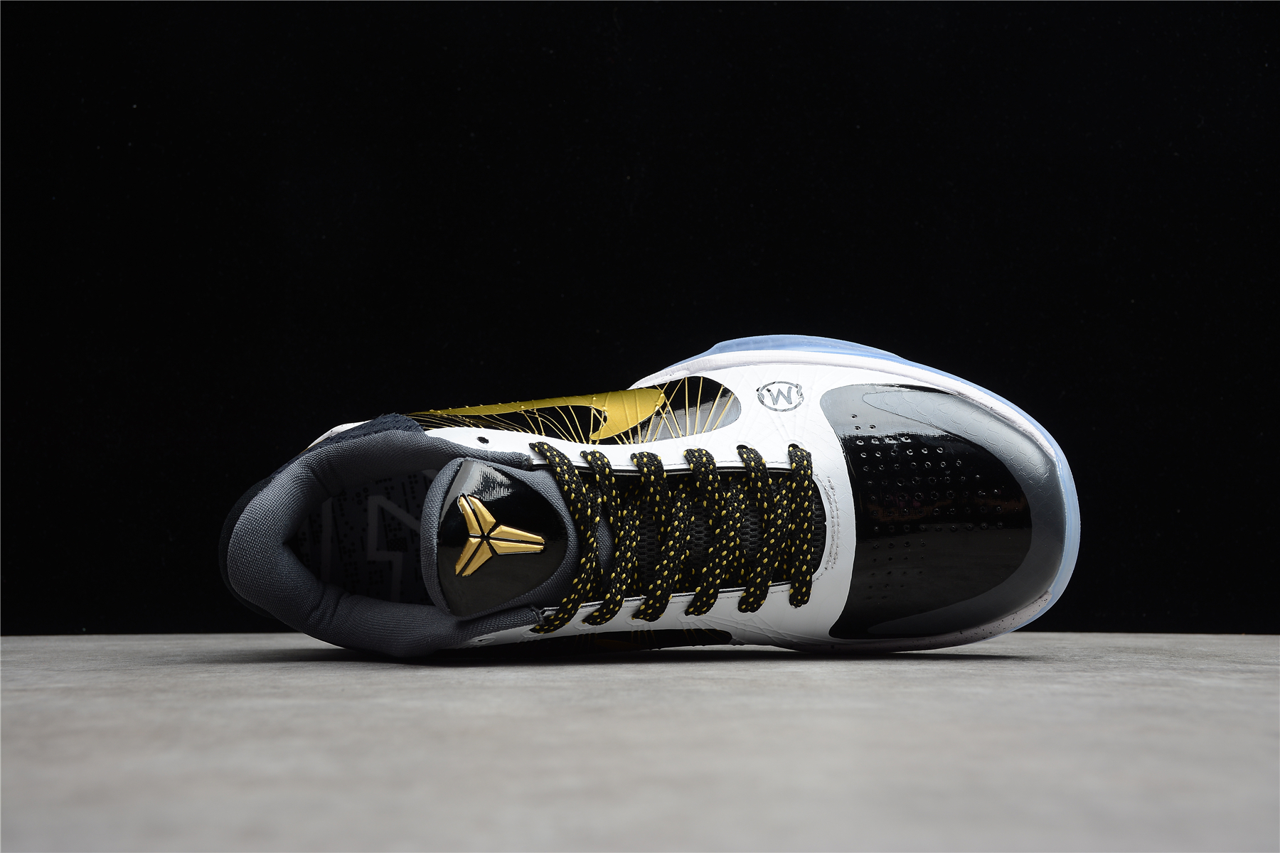 Nike Kobe 5 Black and gold